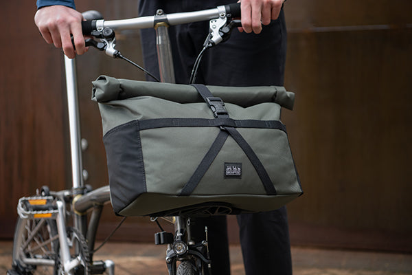 Borough bag M, Olive, with frame