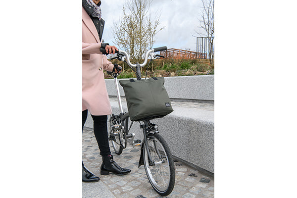 Borough Tote S, Olive, with frame