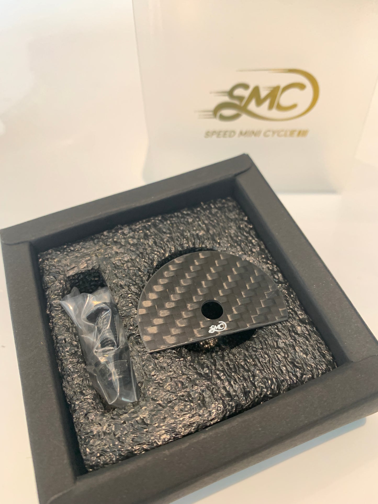 SMC carbon fender disc