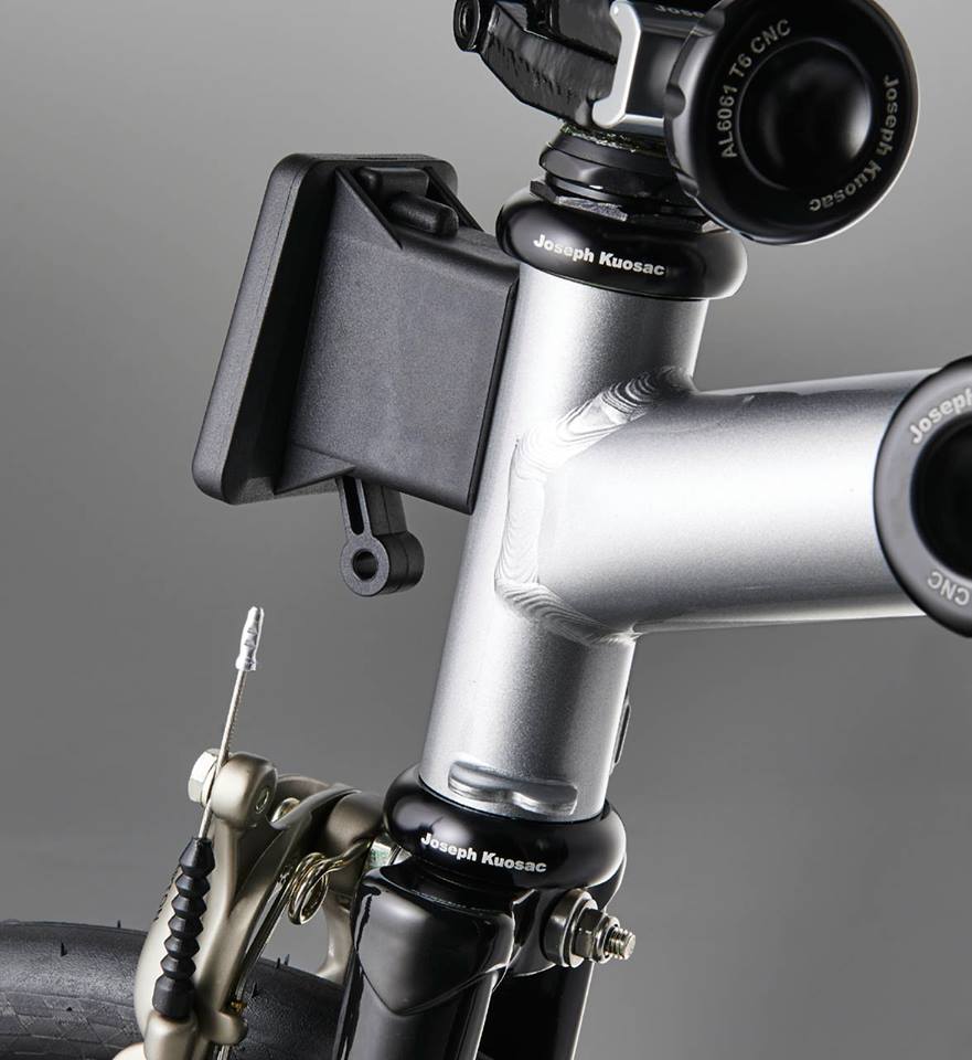 Joseph Kuosac Sealed bearing headset