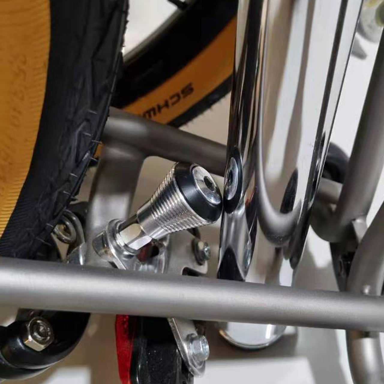 DCCH Lower stop disc