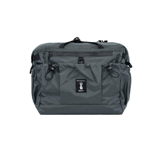 METAL RESIDENT x PITZ COMMUTER BAG 10L