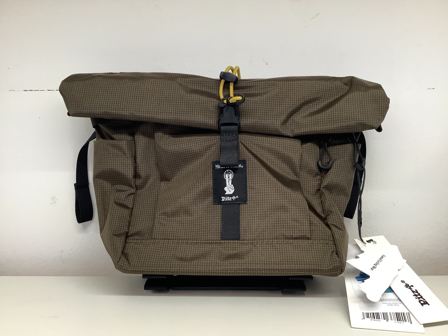 METAL RESIDENT x PITZ COMMUTER BAG 5L