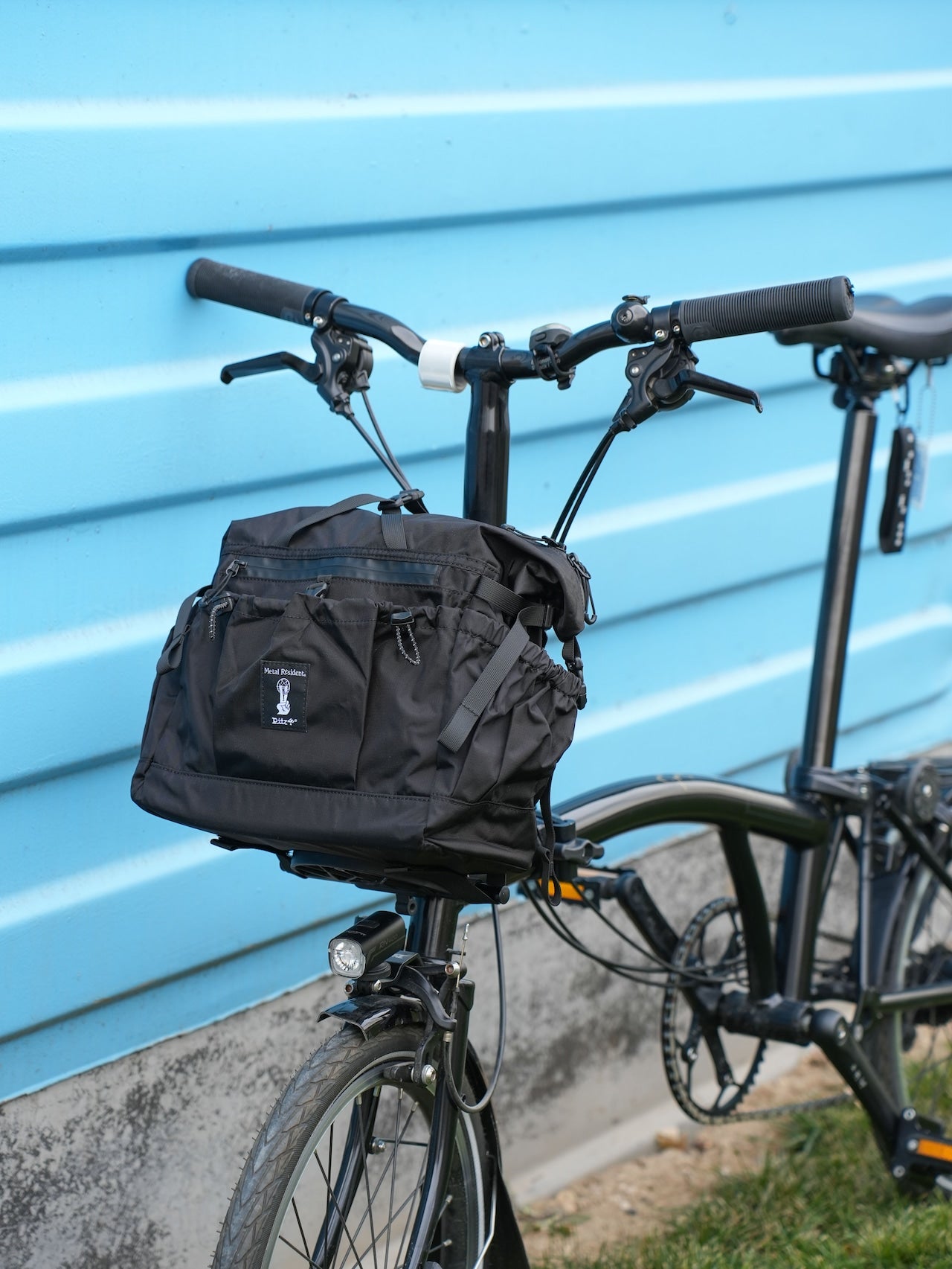 METAL RESIDENT x PITZ COMMUTER BAG 10L