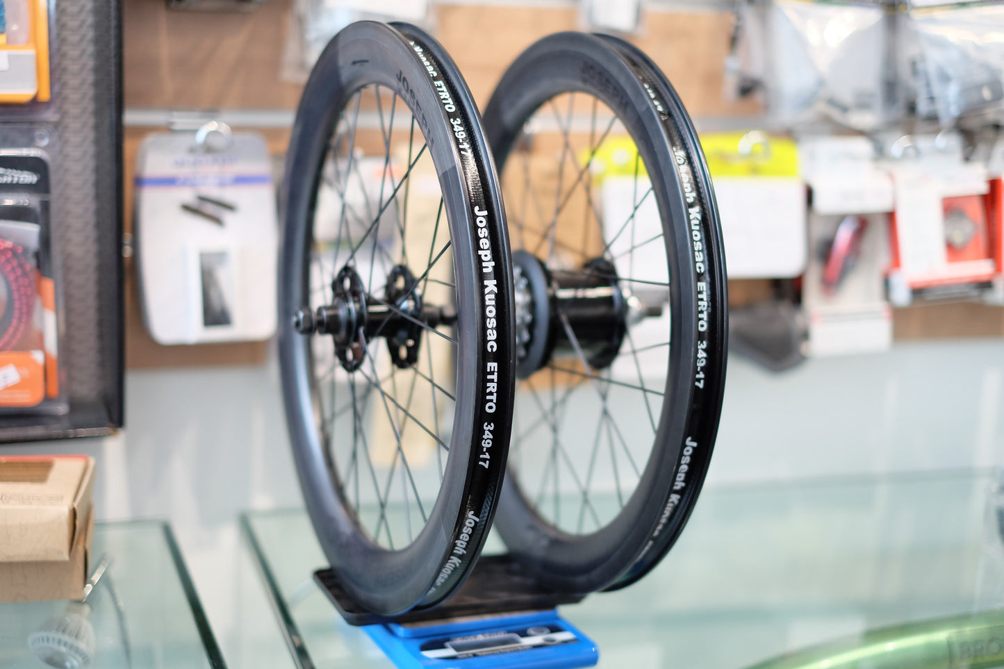 Joseph Kuosac Carbon Wheelset ( 6 speed Brompton)
