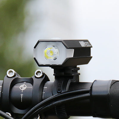 cateye ampp 800 front