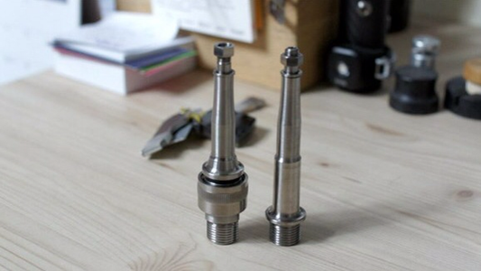 Titanium pedal axle (for Hi Pac carbon pedals only)